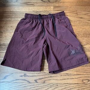 Nike Burgundy Athletic Shorts Lightweight Elastic